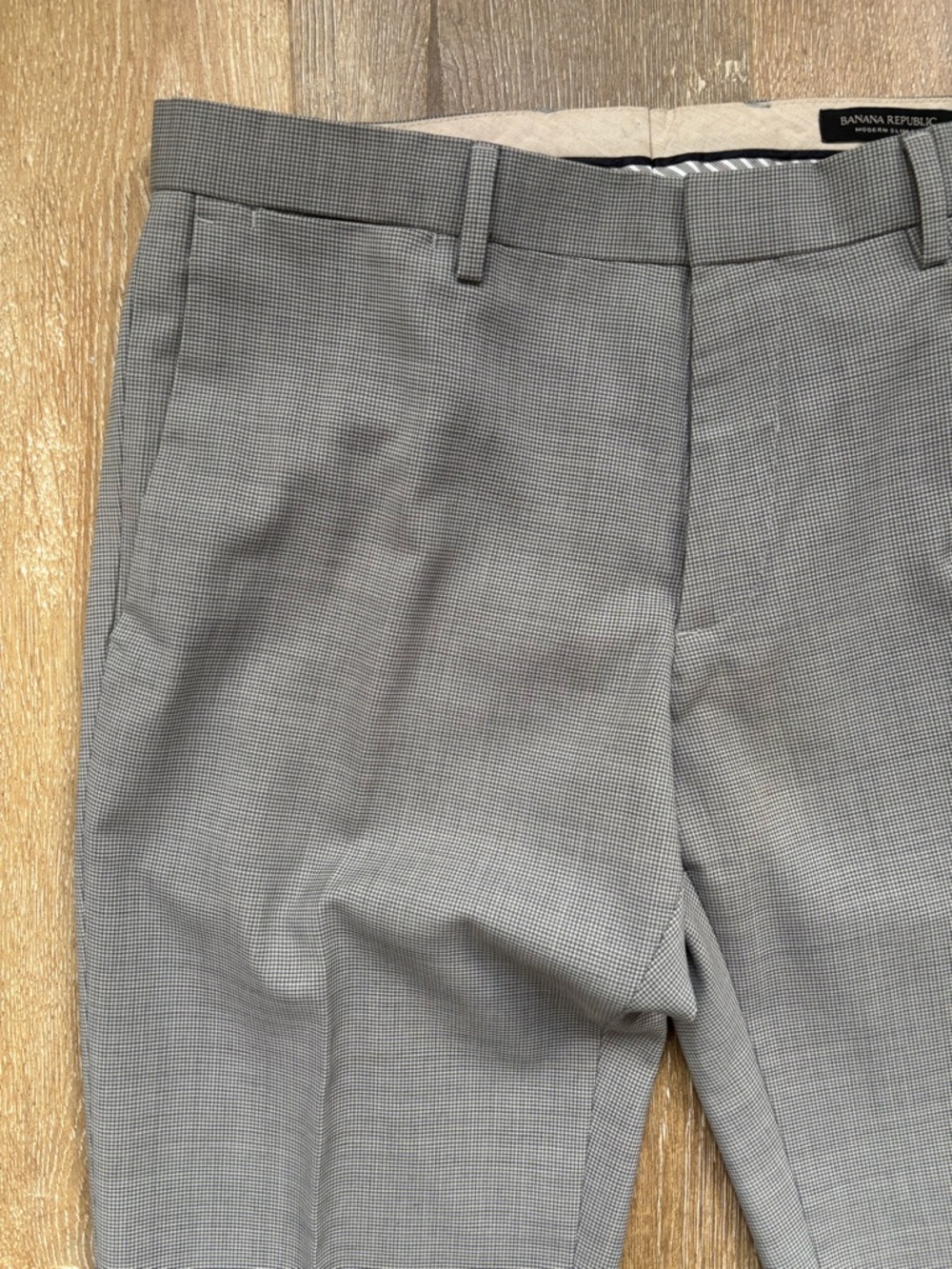 Banana Republic Men's Light Gray Micro-Check dress pants